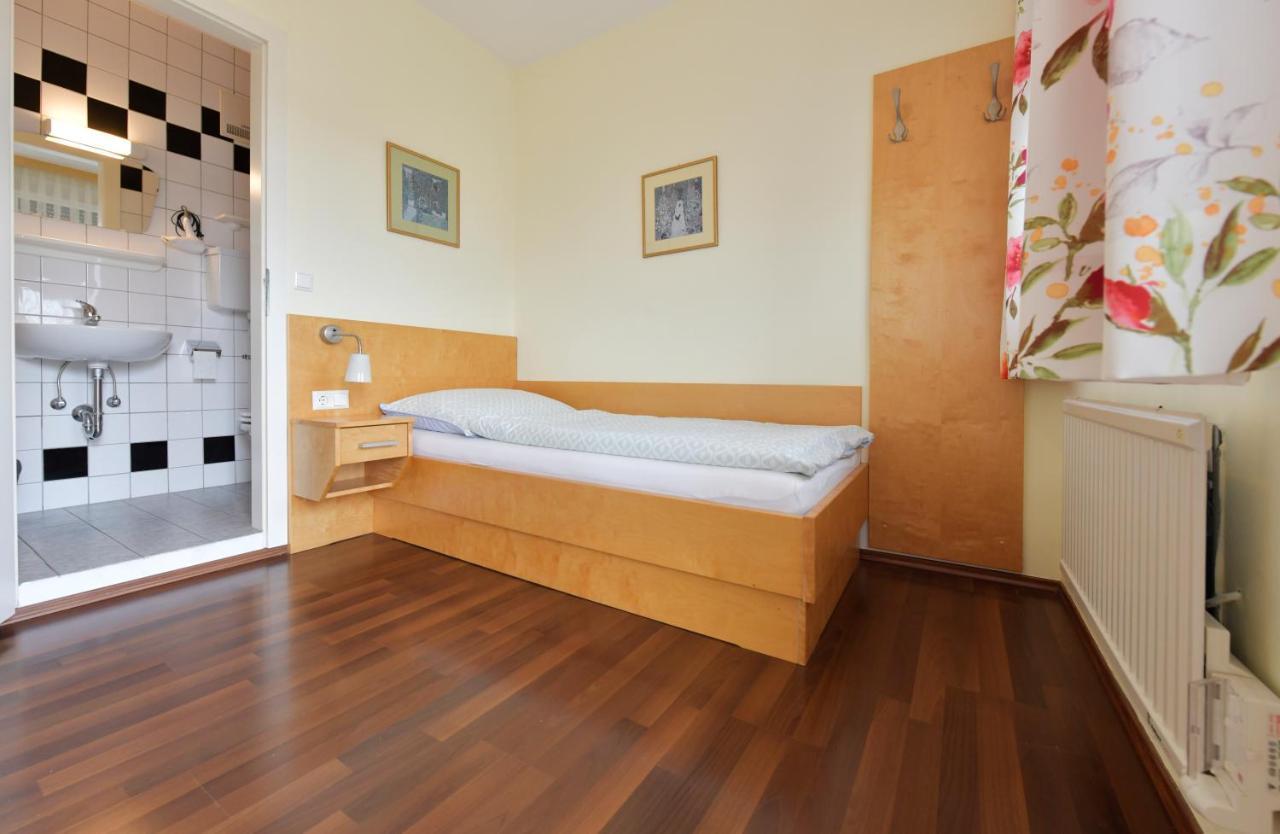 Blumenhof Wegleitner Hotel Illmitz Eksteriør billede